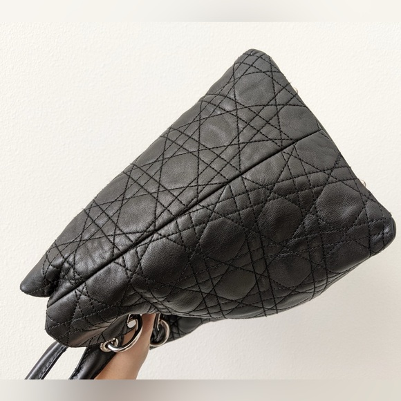 Christian Dior Lambskin Cannage Lady Dior - Picture 3 of 15